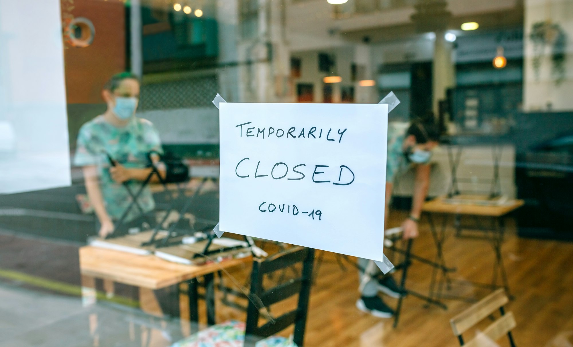 Coffee shop closed by covid-19